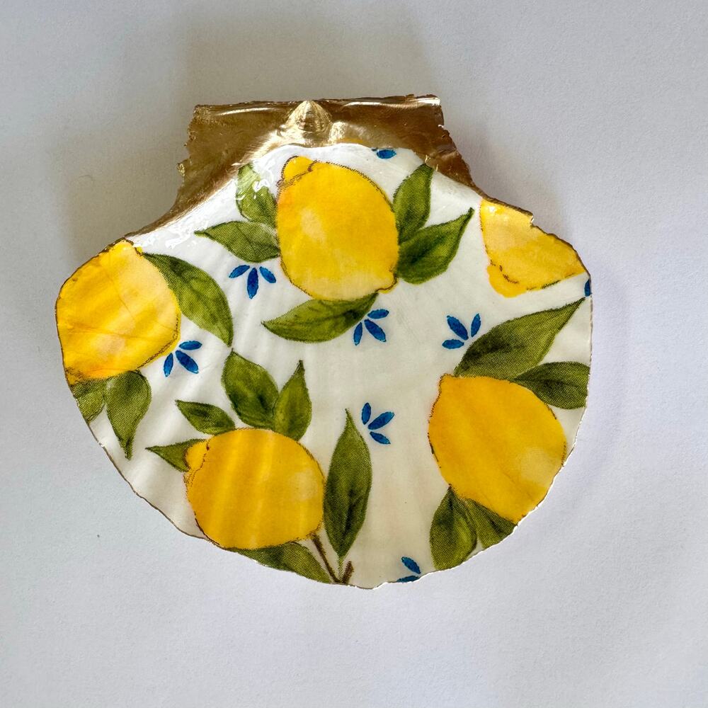 Mediterranean Lemon Scalloped Seashell Trinket Dish - Picture 2 of 6